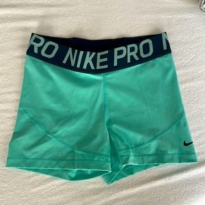 Nike pro dry fit shorts size L - mint green